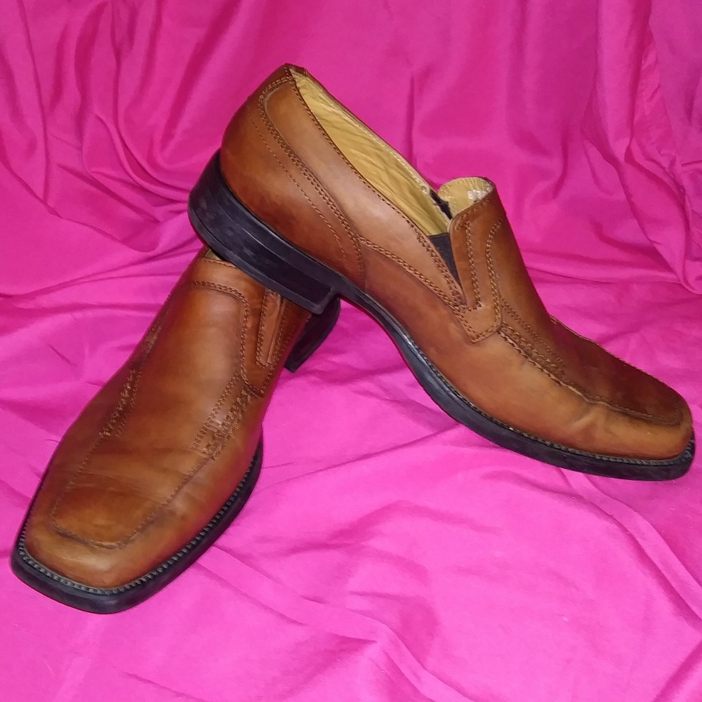NXXT  loafers